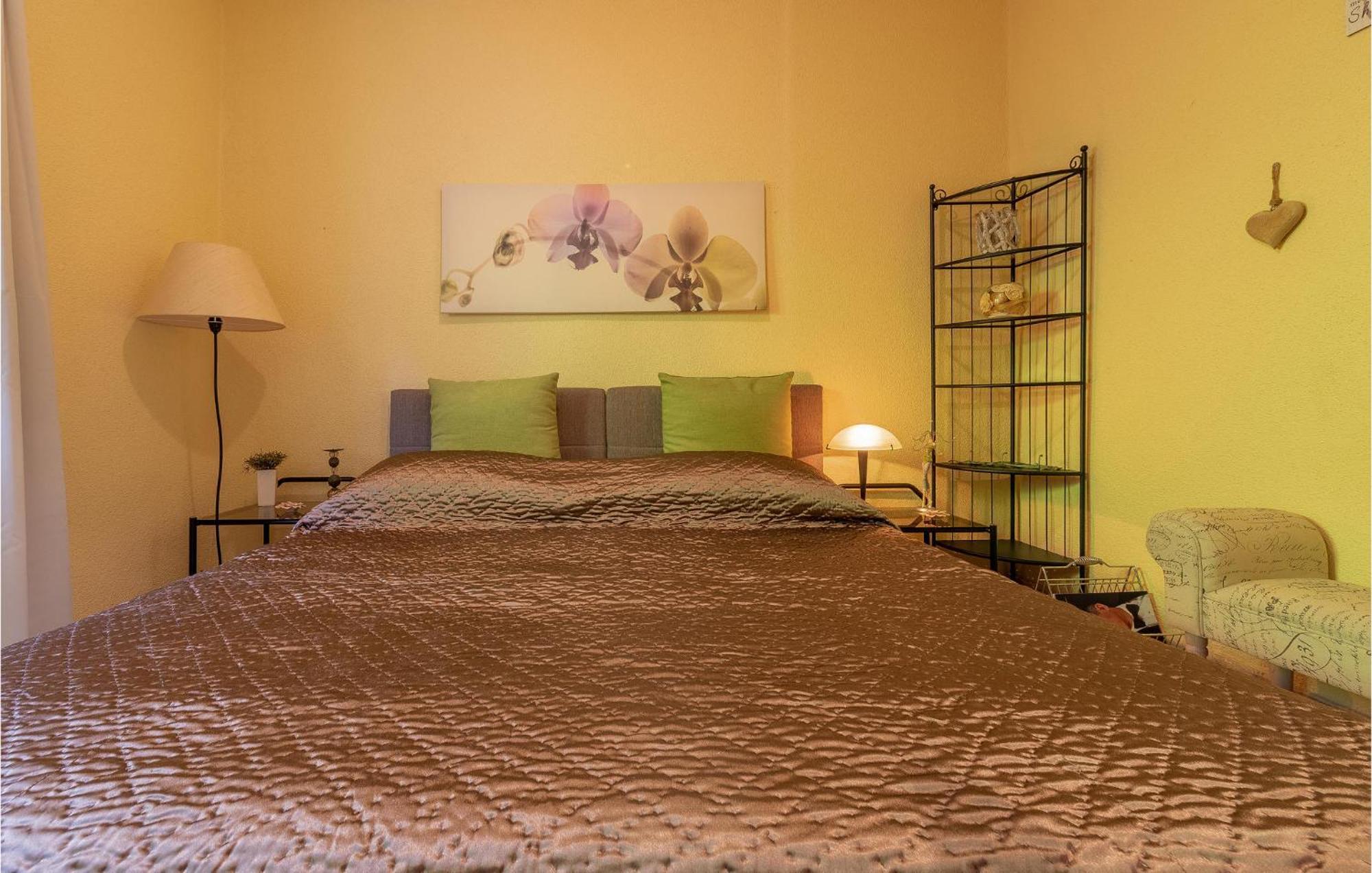 Cozy Home In Vrsi With Wifi ภายนอก รูปภาพ