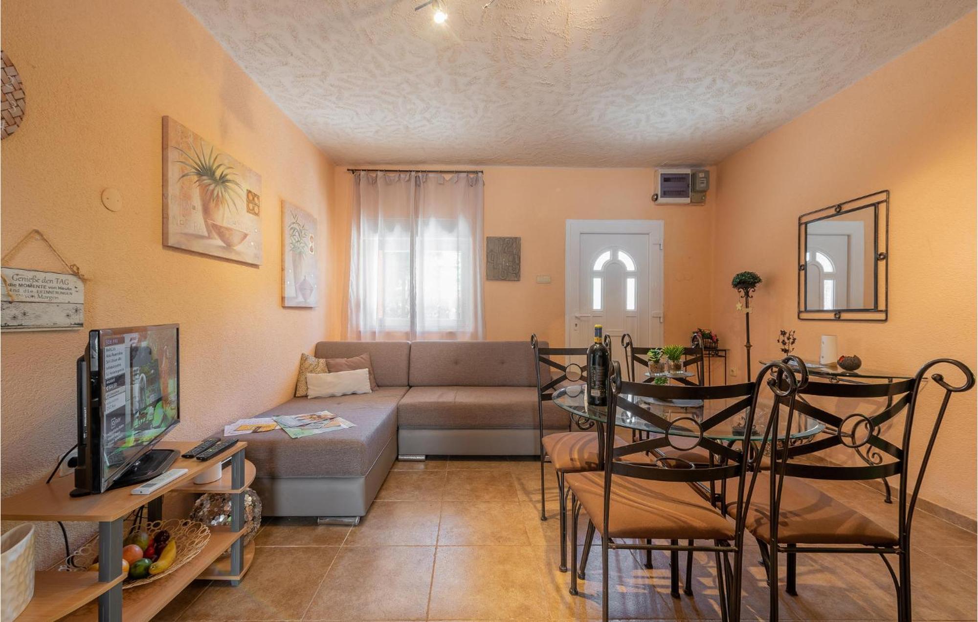 Cozy Home In Vrsi With Wifi ภายนอก รูปภาพ